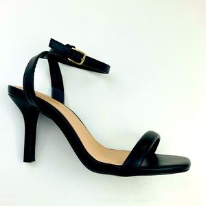 Qupid Crossed Ankle Strap Open Toe Heels
